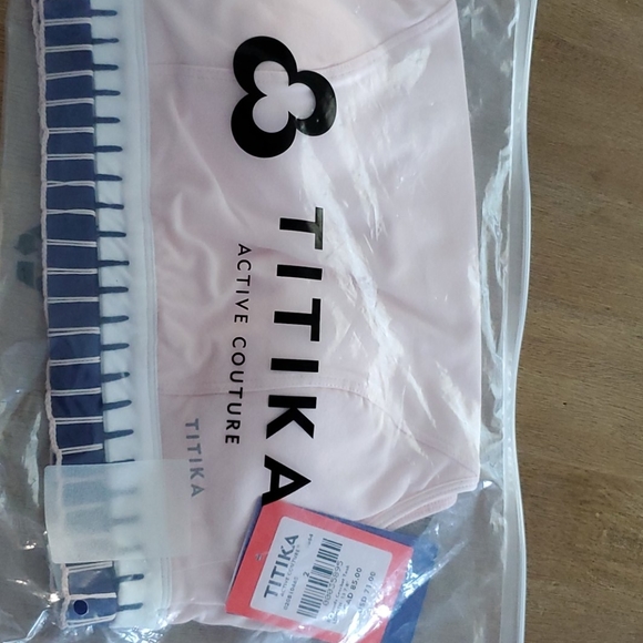 Brand new Titika active couture tank.   10 - Picture 4 of 7